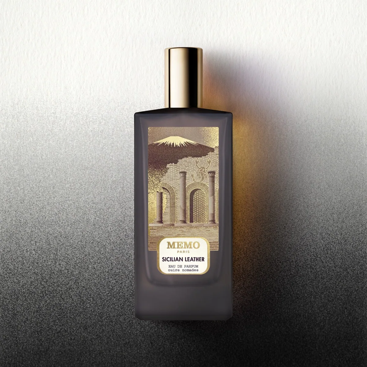 Memo Paris Sicilian Leather bottle